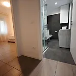New Ninin 4 Guests 15m To Apartament